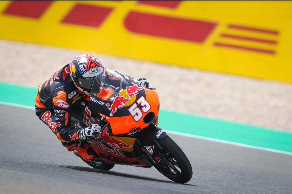 Moto3 Katar Yarışında, Deniz Öncü dördüncü oldu!