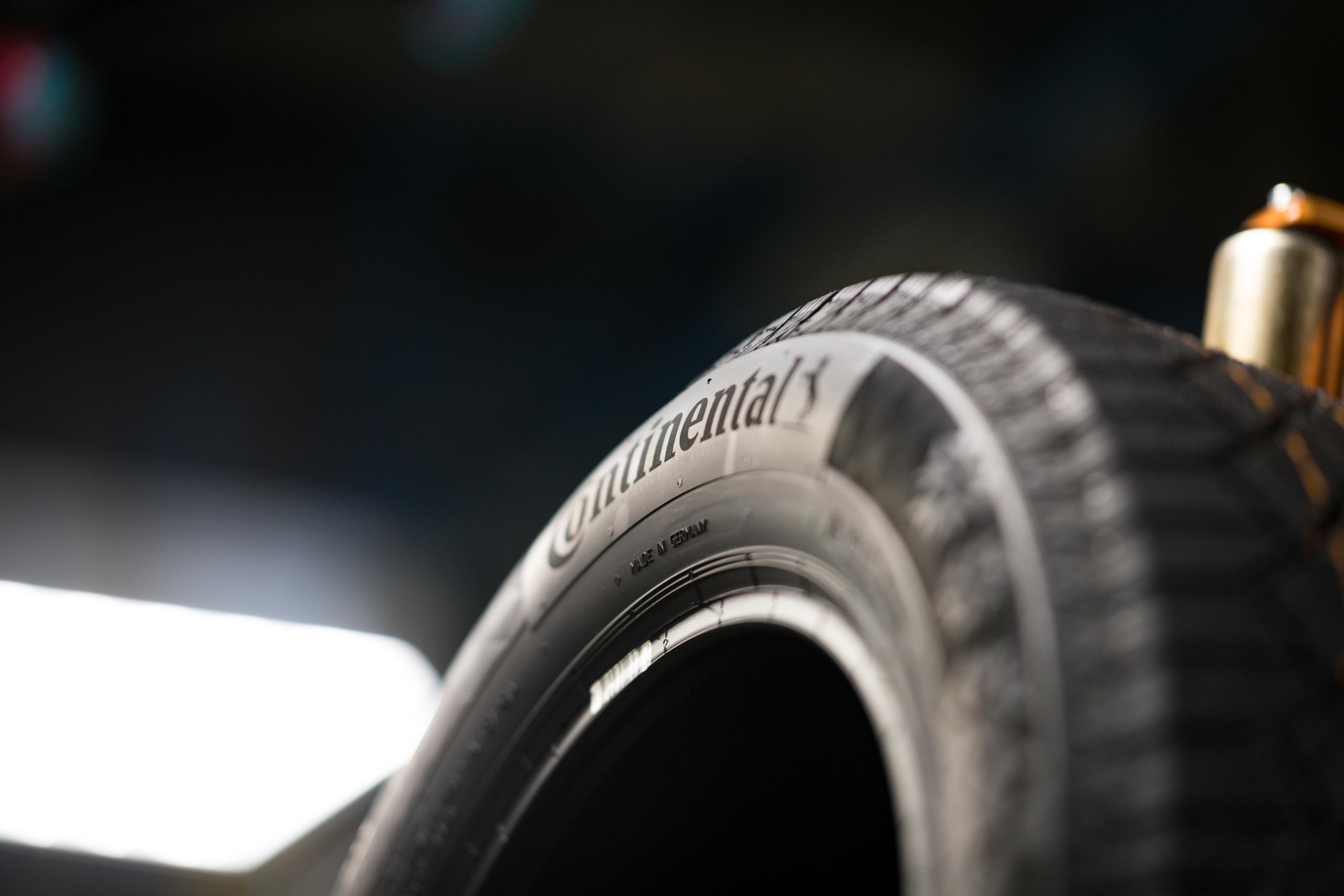 Continental’in PET şişelerden ürettiği lastikler yola çıktı!