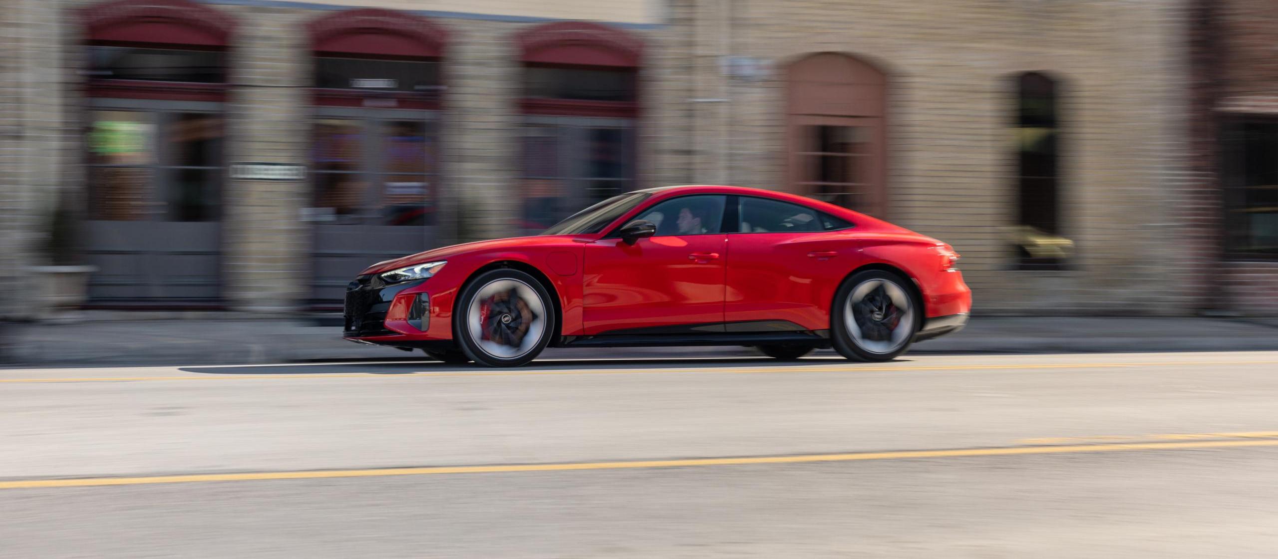 Dünyanın en performanslısı Audi e-tron GT quattro