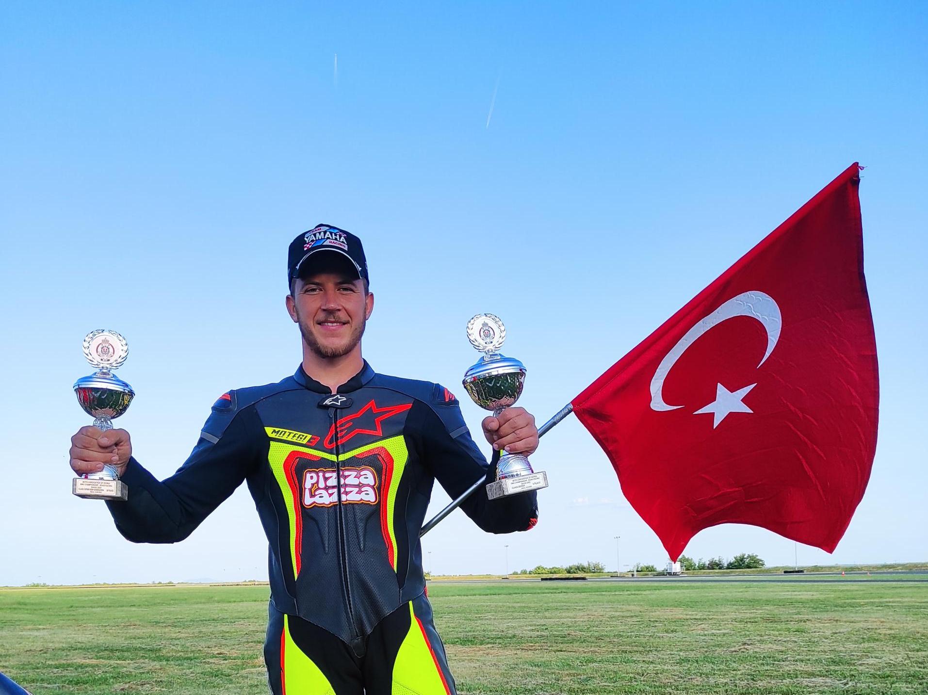 FURKAN ERYILMAZ BULGARİSTAN’DAN DA BİRİNCİLİK KUPASIYLA DÖNDÜ
