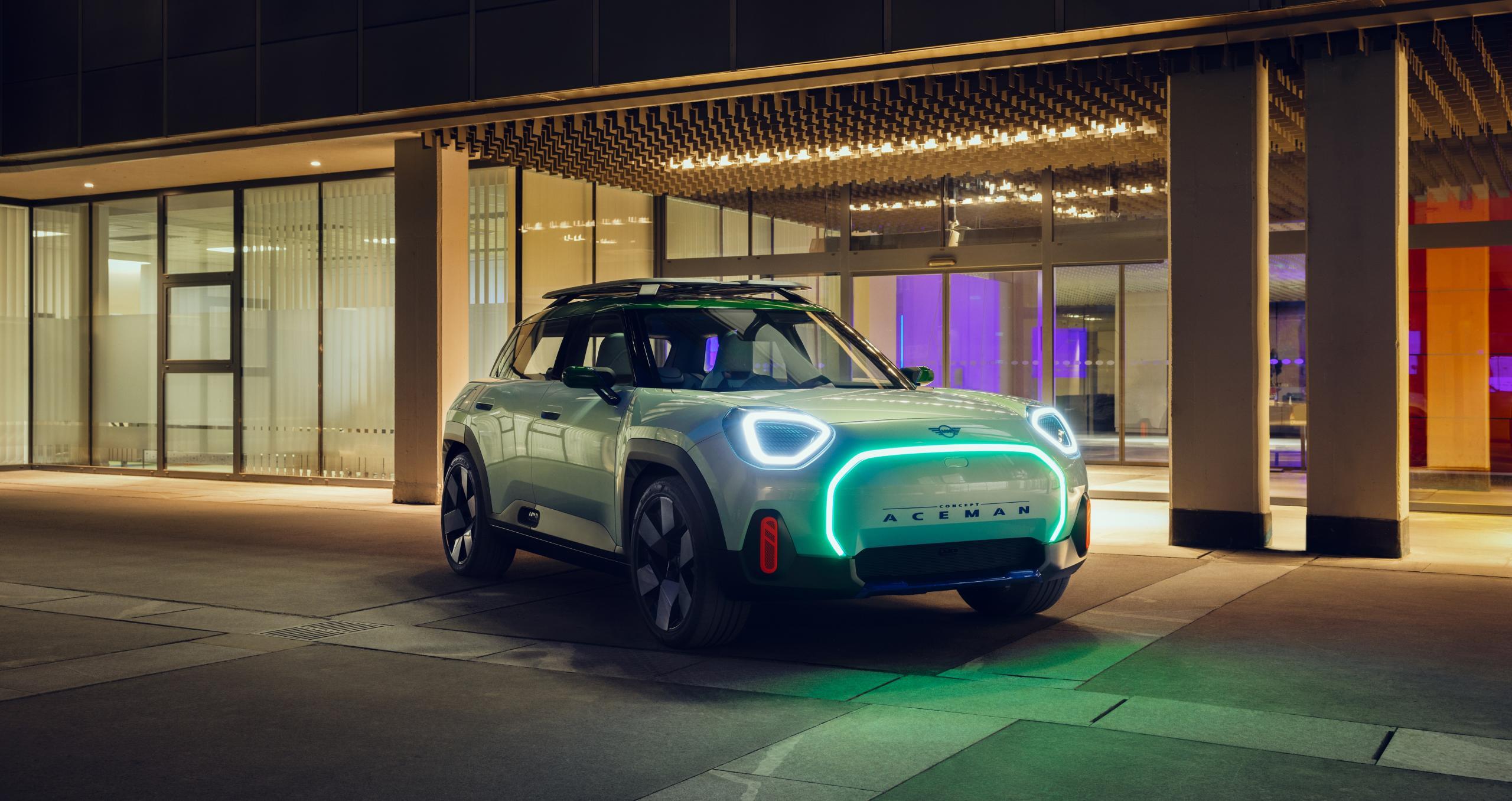 MINI’nin İlk Tamamen Elektrikli Crossover Modeli: MINI Concept Aceman