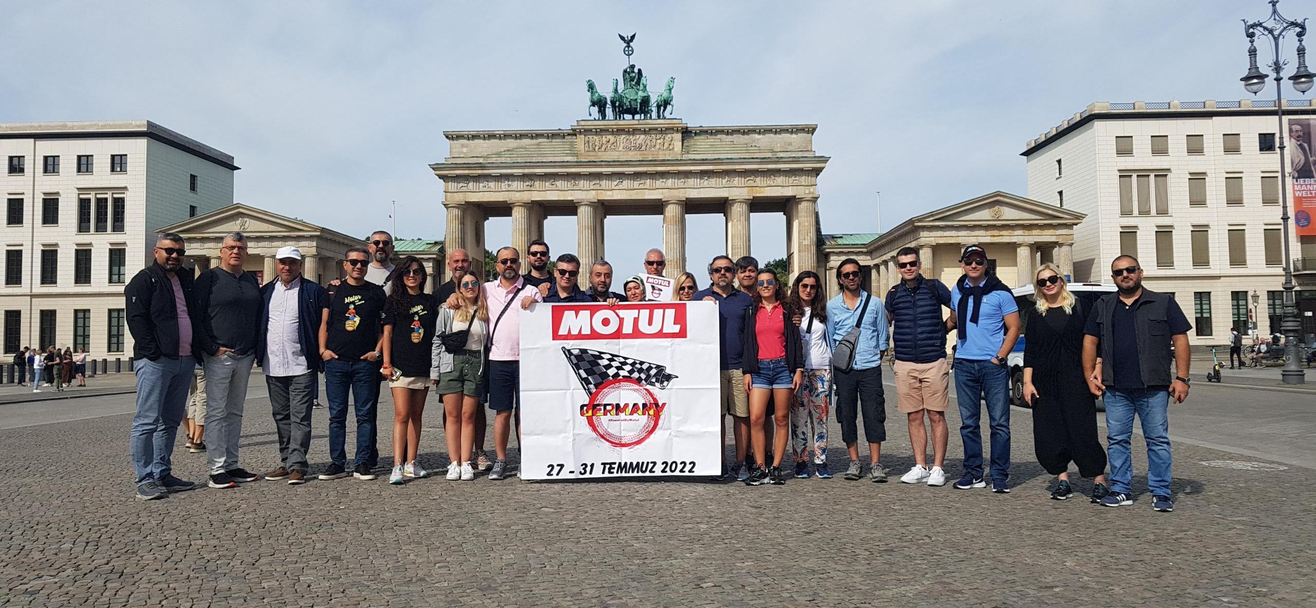 MOTUL, ALMANYA’DA DİSTRİBÜTÖRLERİ İLE BULUŞTU