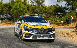 CLIO RALLY TROPHY TÜRKİYE EGE RALLİSİNDE KAZANANLAR BELLİ OLDU
