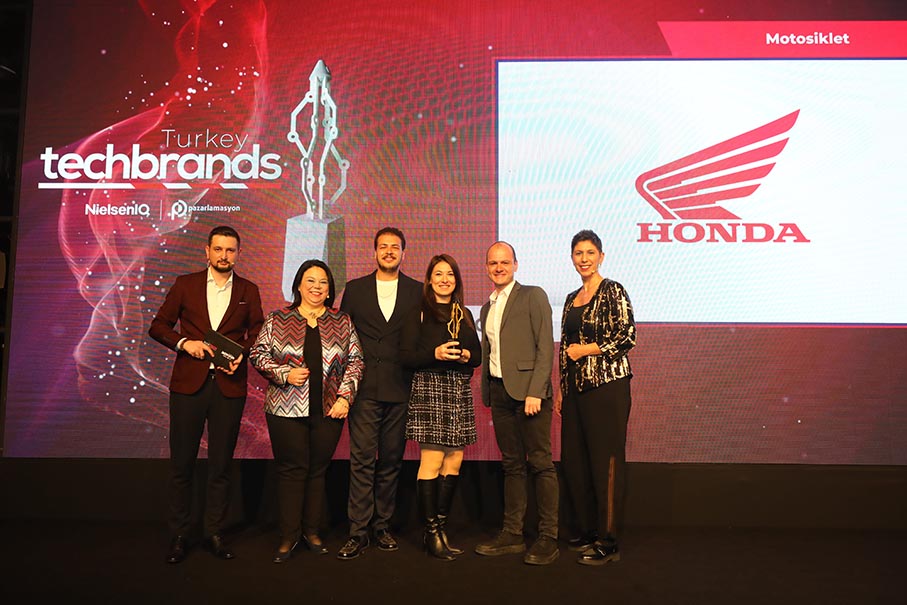EN TEKNOLOJİK MARKA YİNE HONDA SEÇİLDİ