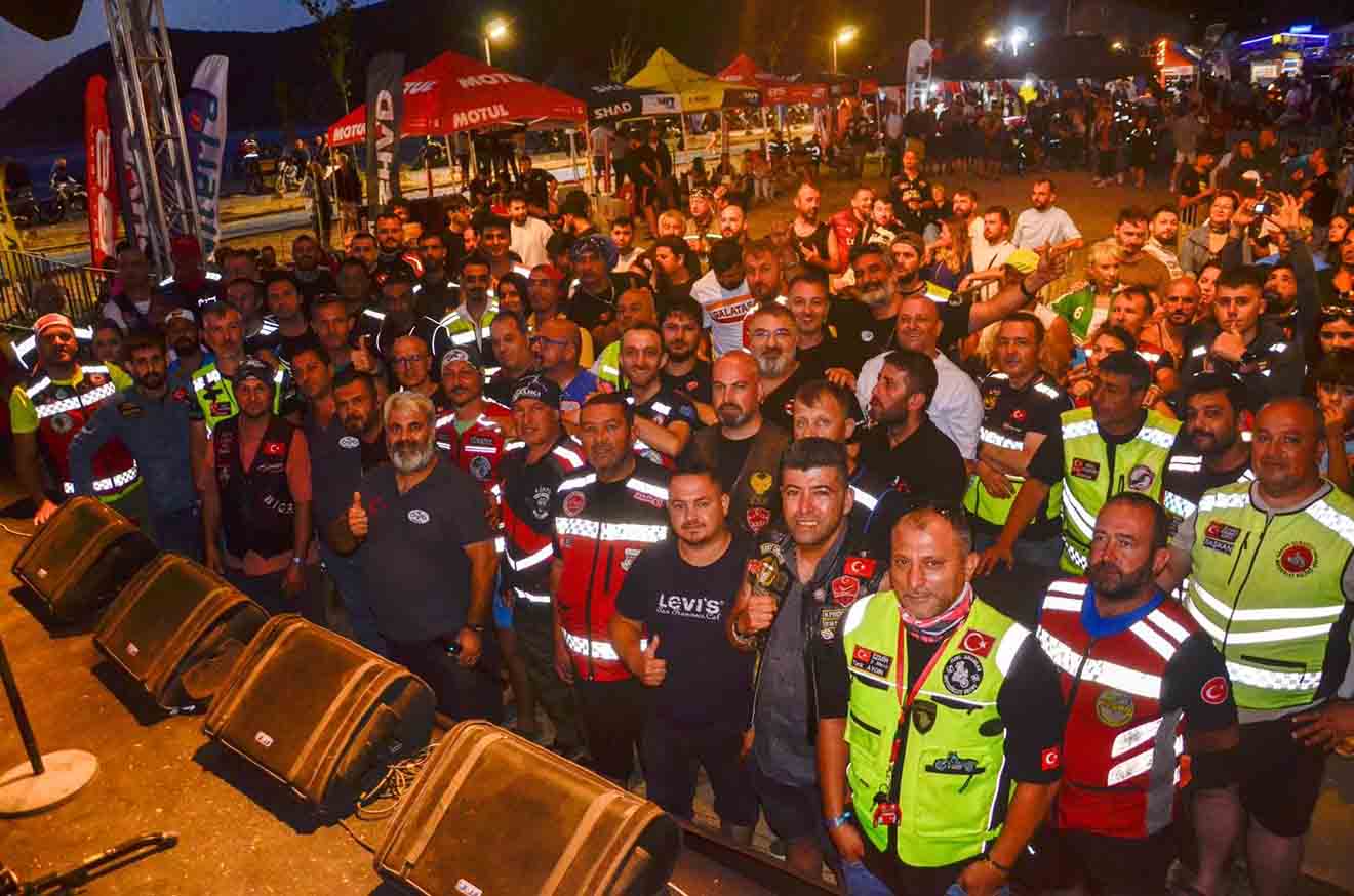 VE KARŞINIZDA ERDEK MOTOFEST