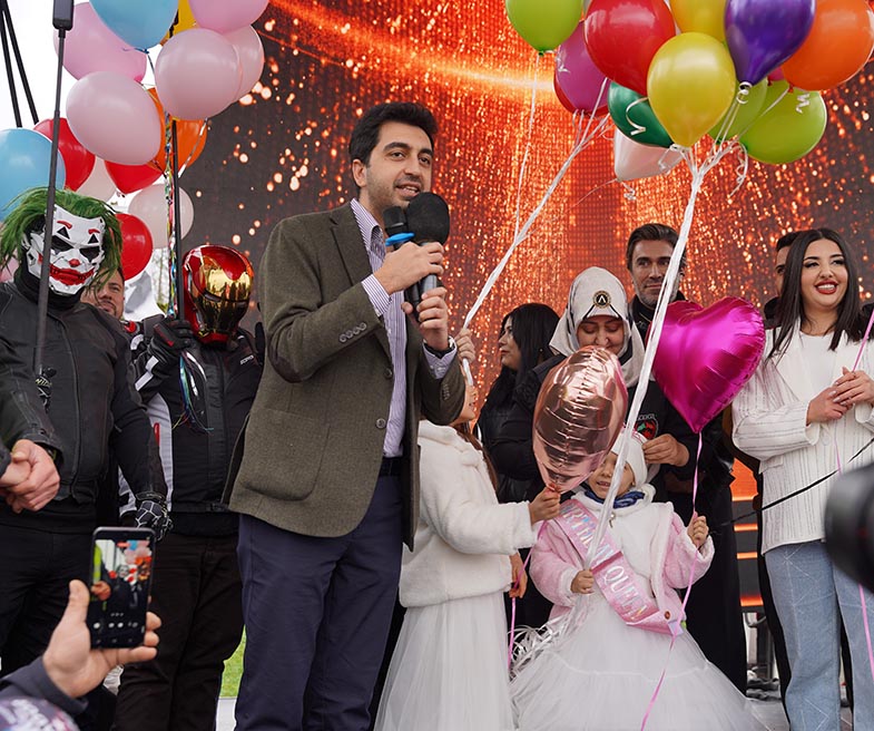 BALONLAR KANSERİ YENEN ALMİRA İÇİN HAVALANDI
